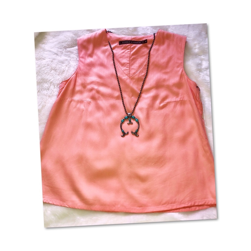 Double D Ranch sleeveless peach top NWOT